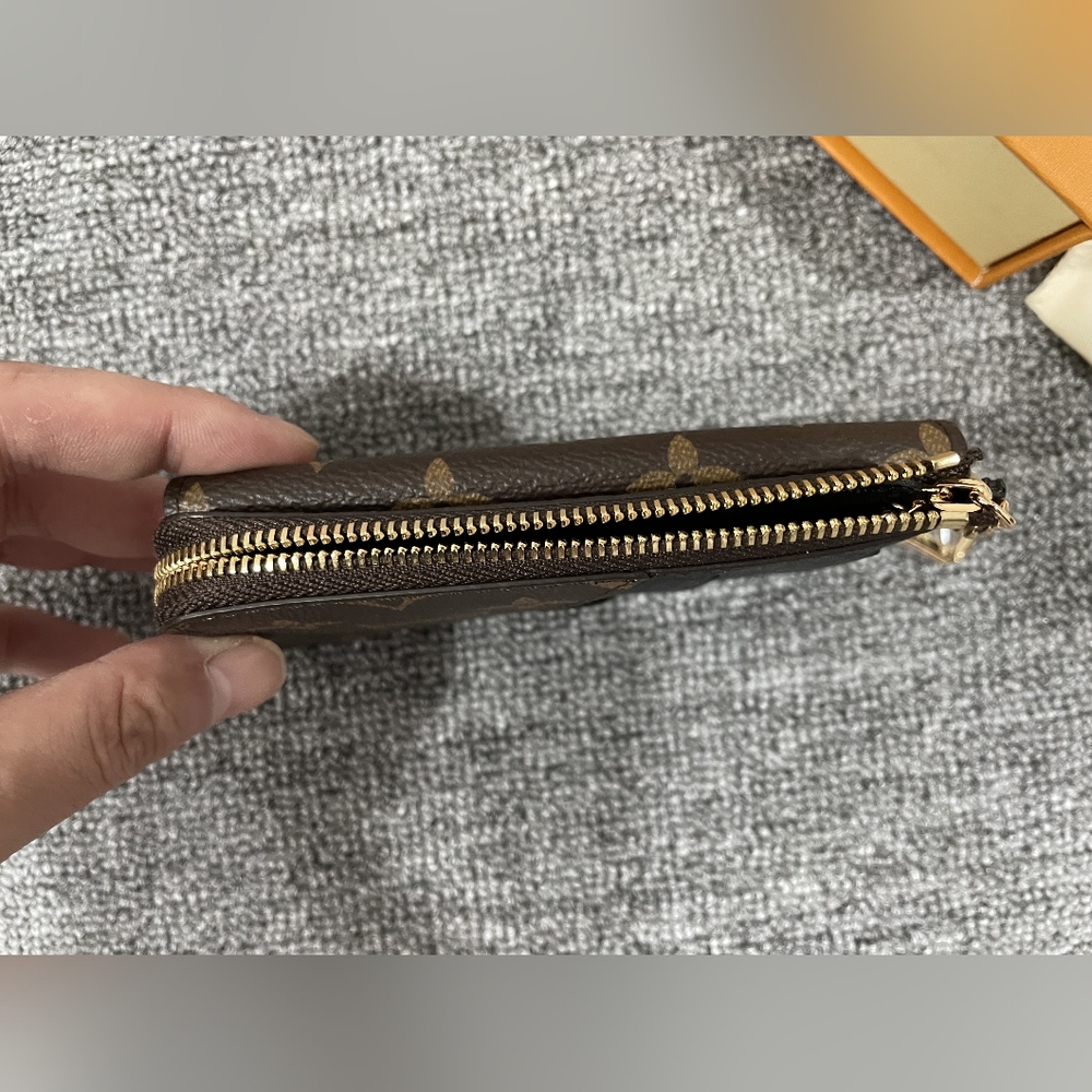 Louis Vuitton Card Holder Recto Verso - Picture 7 of 13